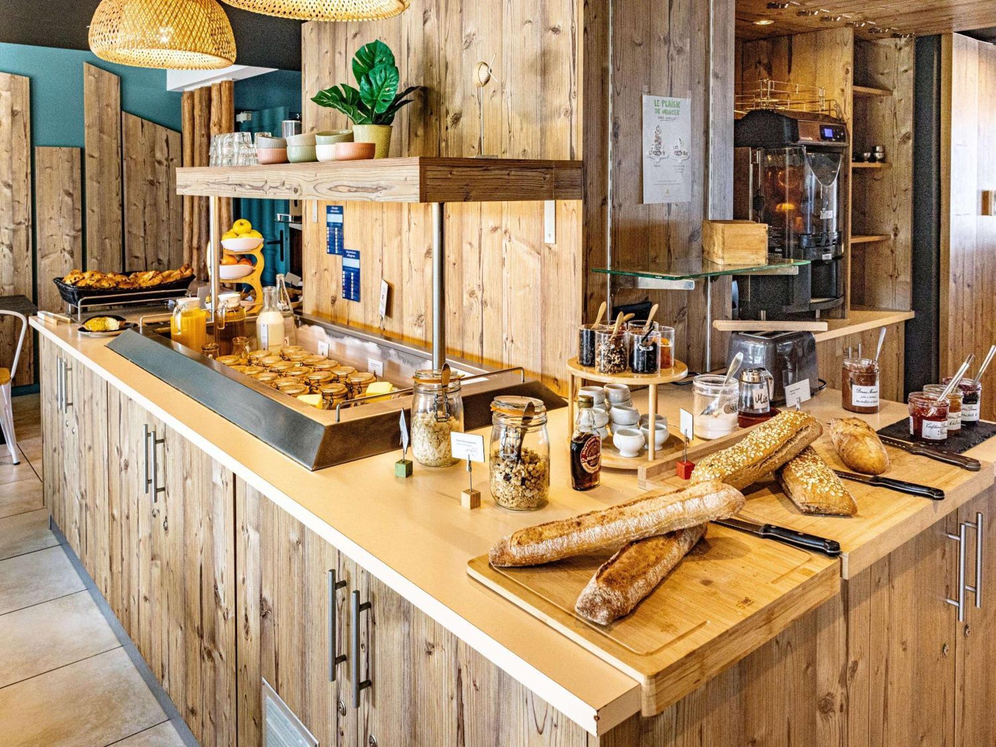 Ibis Styles Marennes D'Oleron Hotell Exteriör bild